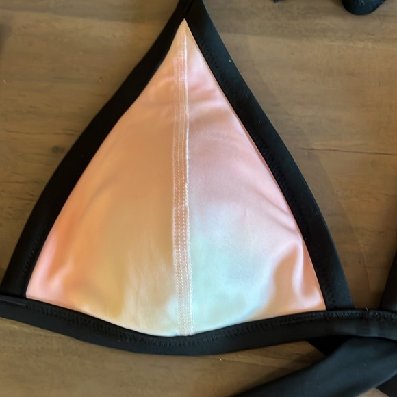 PINK wrap bikini top NWOT size M - Picture 2 of 5